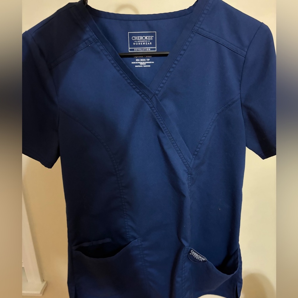 Cherokee Workwear Revolution Scrub Set, Size XS